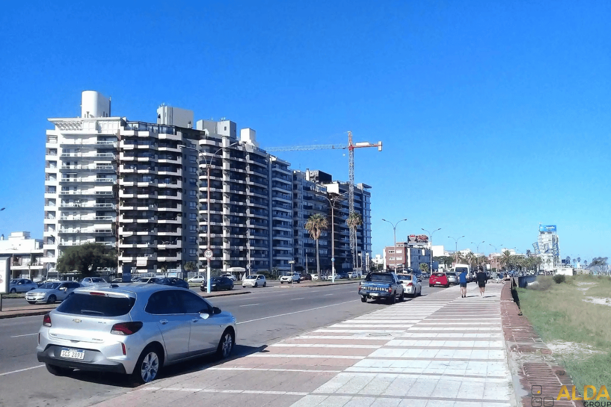 Buceo vs Malvín: ¿dónde conviene comprar para vivir y para alquilar?